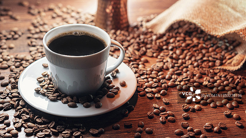 一杯热咖啡的静物图片素材
