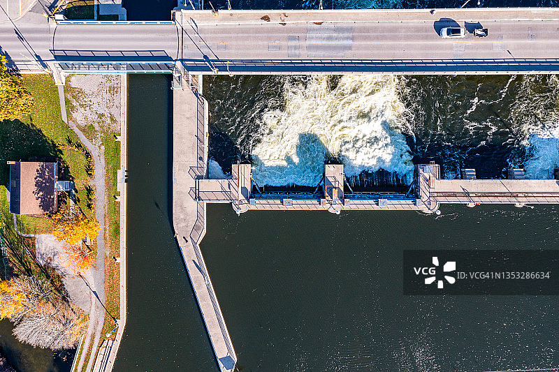 加拿大黑斯廷斯城镇和特伦特河航拍图片素材