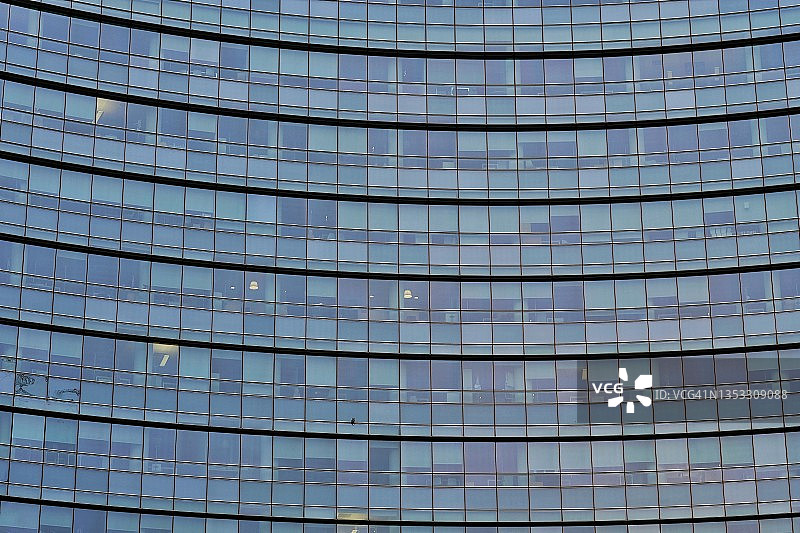 现代玻璃摩天大楼外墙图片素材