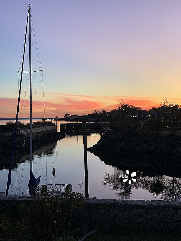 水面日落图片素材