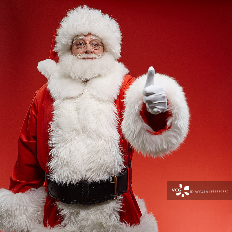 快乐圣诞老人为您欢呼图片素材