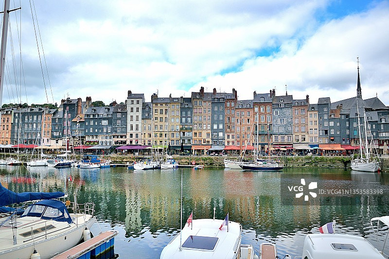 翁弗勒尔古老的港口区图片素材