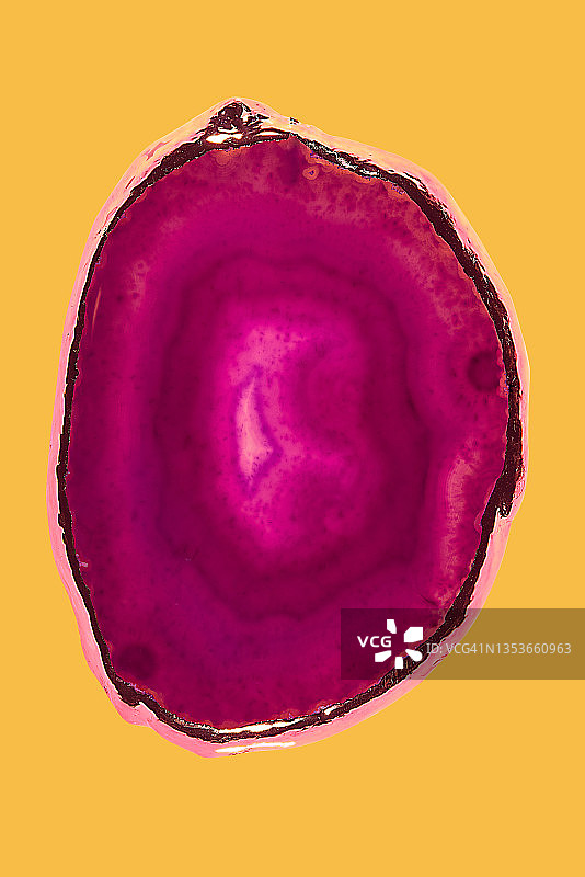 半透明切片的细节：天然玛瑙石图片素材