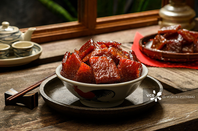 切片的酥脆猪肉脯图片素材