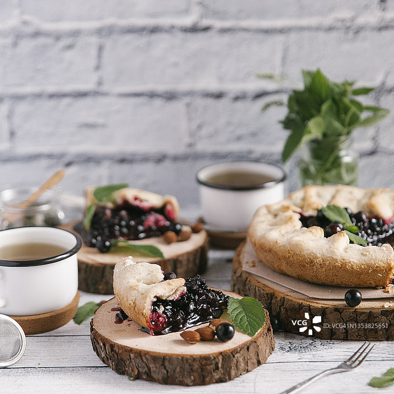 黑加仑派图片素材