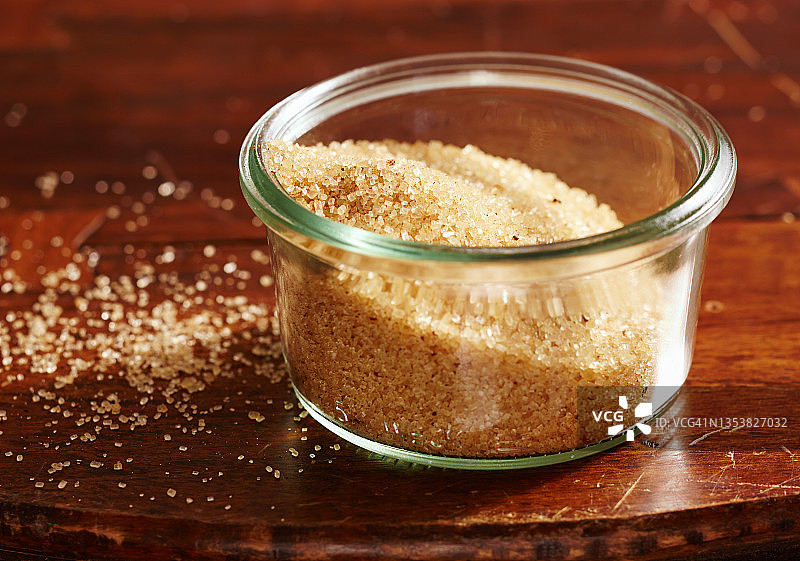 梅森罐装香草糖和零陵香豆图片素材