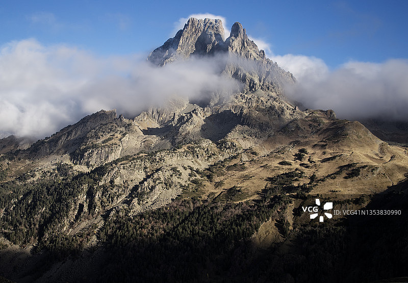 奥索峰图片素材