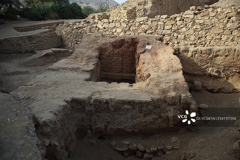 耶利哥或泰勒苏丹的青铜时代的塔楼、防御工事和墙壁图片素材