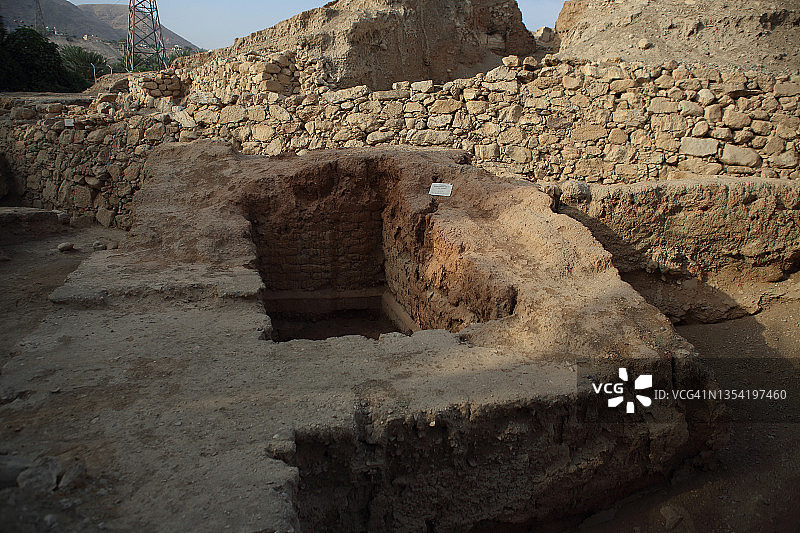 耶利哥或泰勒苏丹的青铜时代的塔楼、防御工事和墙壁图片素材