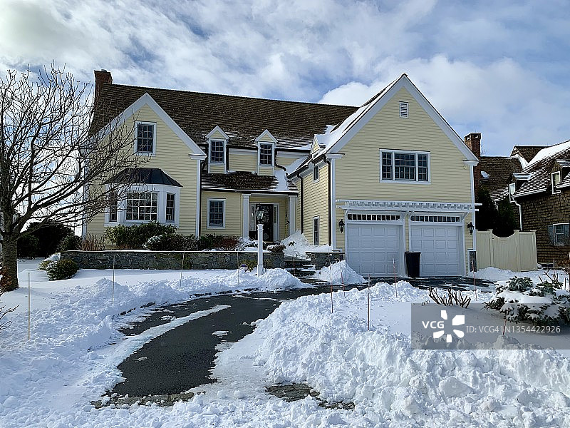 家中新雪图片素材