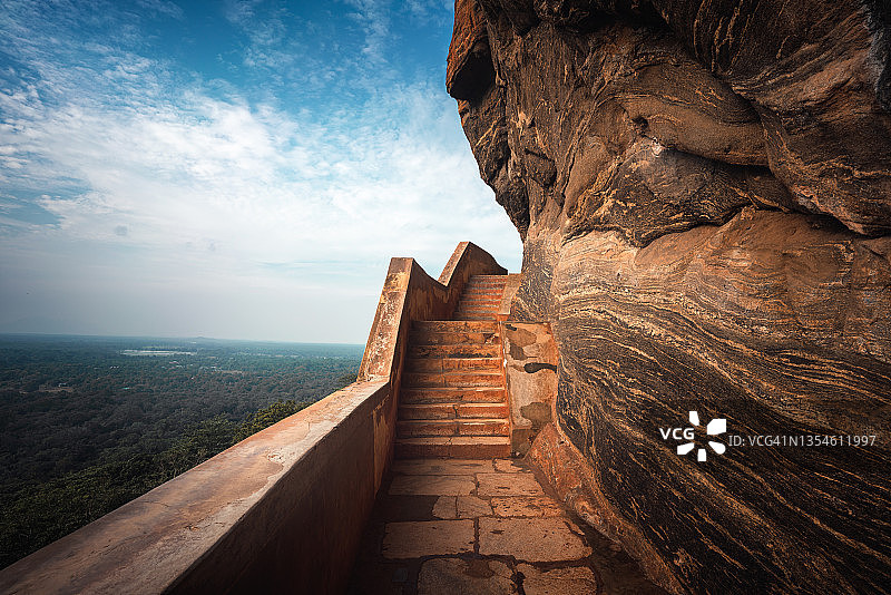 斯里兰卡锡吉里耶狮子岩的阶梯图片素材