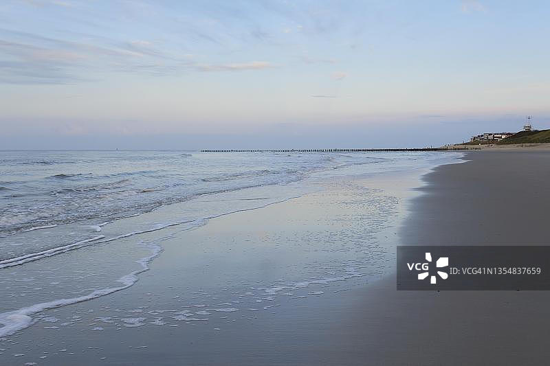 北海海岸的傍晚景色，德国下萨克森州图片素材