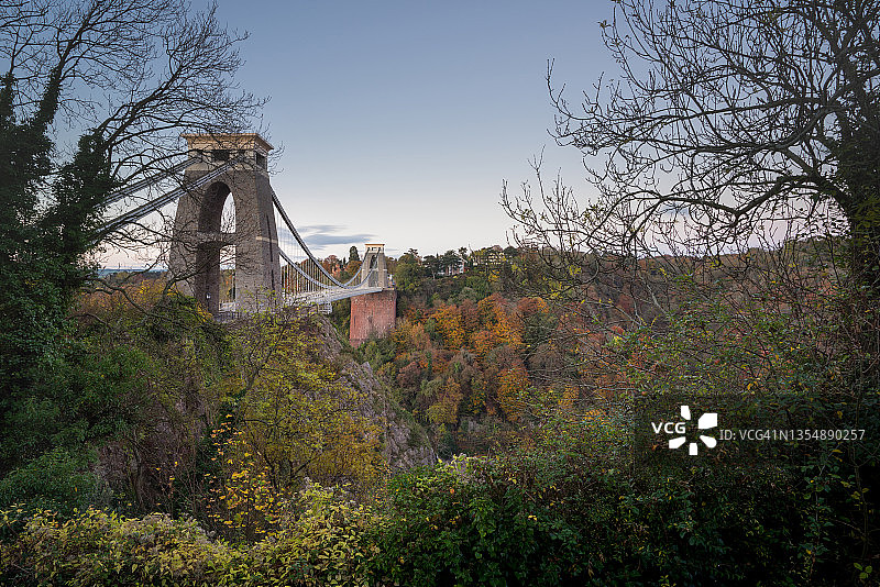 英格兰布里斯托尔克利夫顿悬索桥图片素材