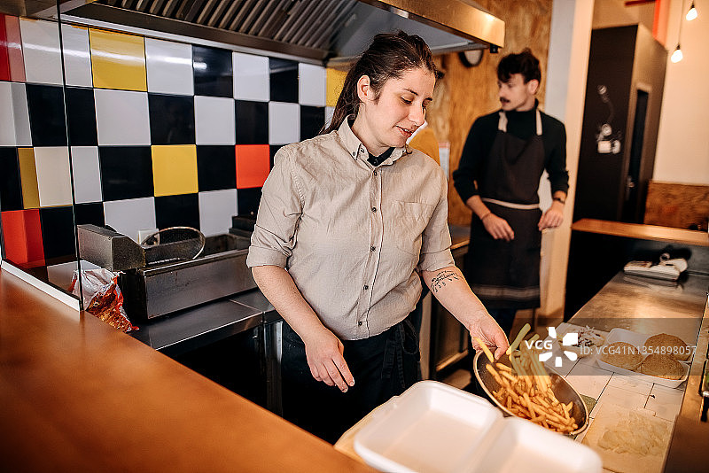 快餐店员工图片素材