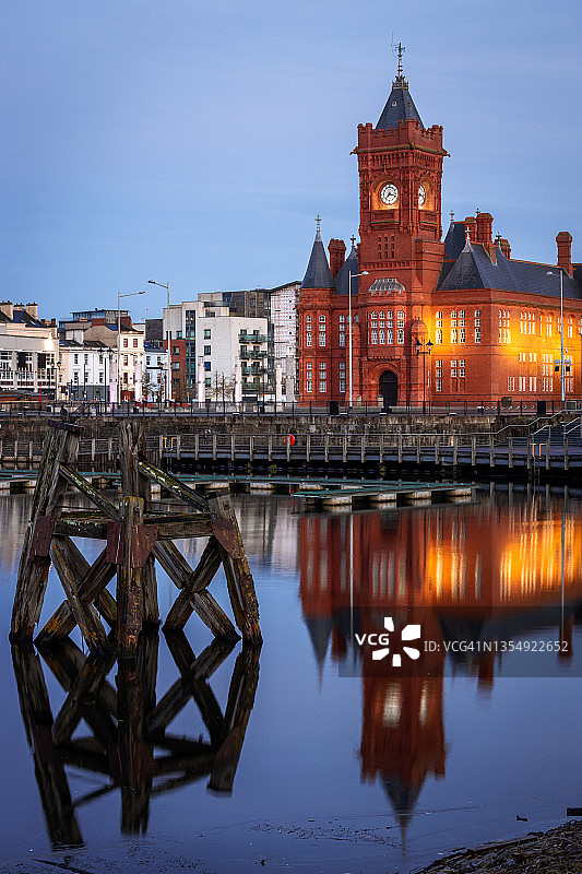 威尔士加的夫卡迪夫湾码头区的宁静图片素材