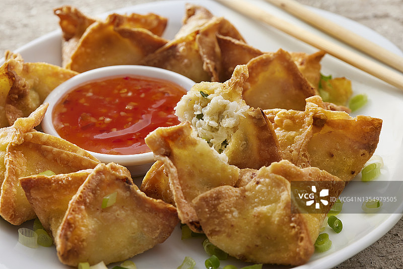 香脆蟹肉云吞图片素材