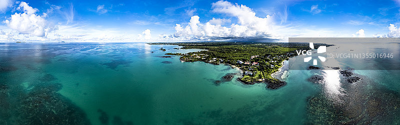毛里求斯朗帕河区马勒勒角，印度洋航拍全景图片素材