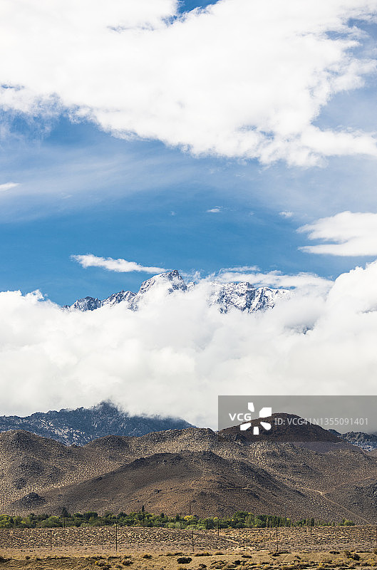 汉弗莱斯山风暴酝酿图片素材