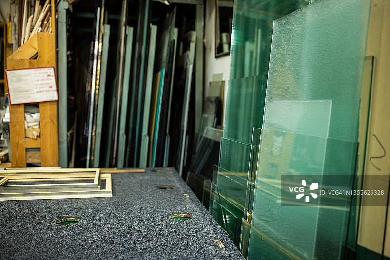 玻璃工车间图片素材