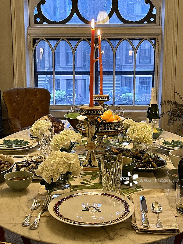 正式餐桌图片素材