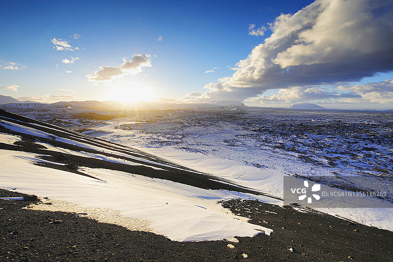 冰岛的Hverfjall火山口图片素材
