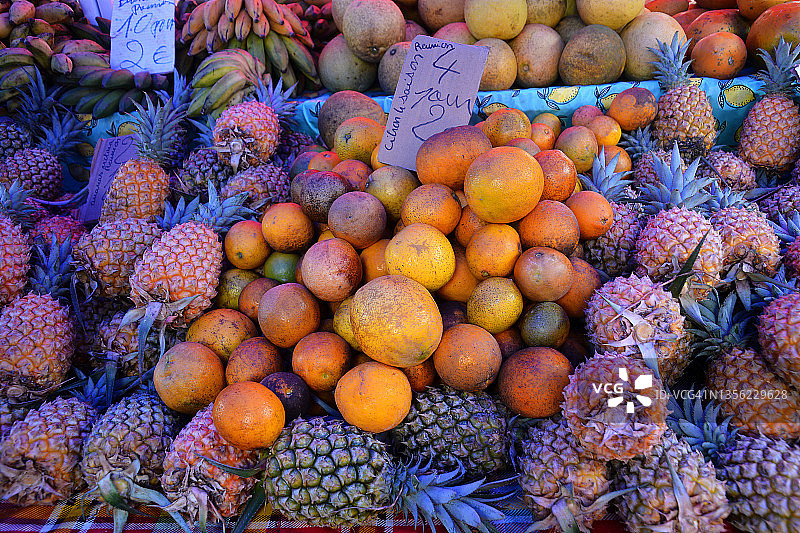 柠檬和菠萝，留尼汪岛风光图片素材