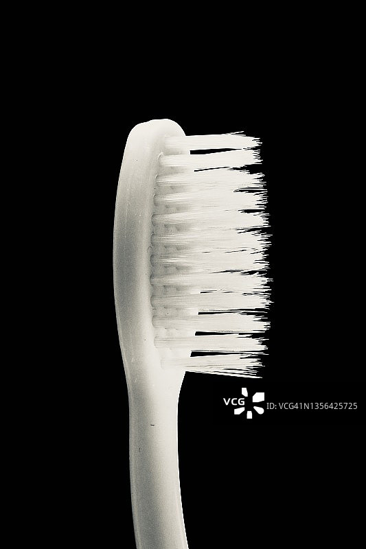 用于牙齿护理的牙刷图片素材