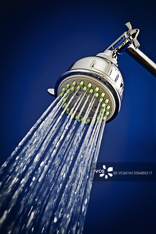 节水型淋浴喷头图片素材