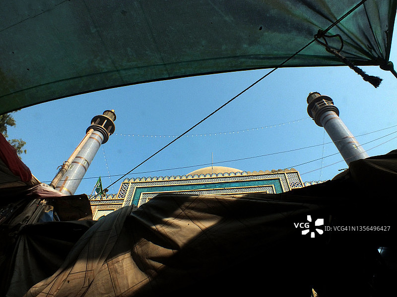 苏菲派圣人拉尔·沙阿巴兹·卡兰达尔的神殿图片素材