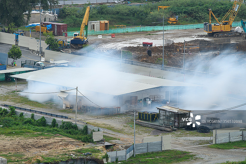 建筑区域的雾气图片素材