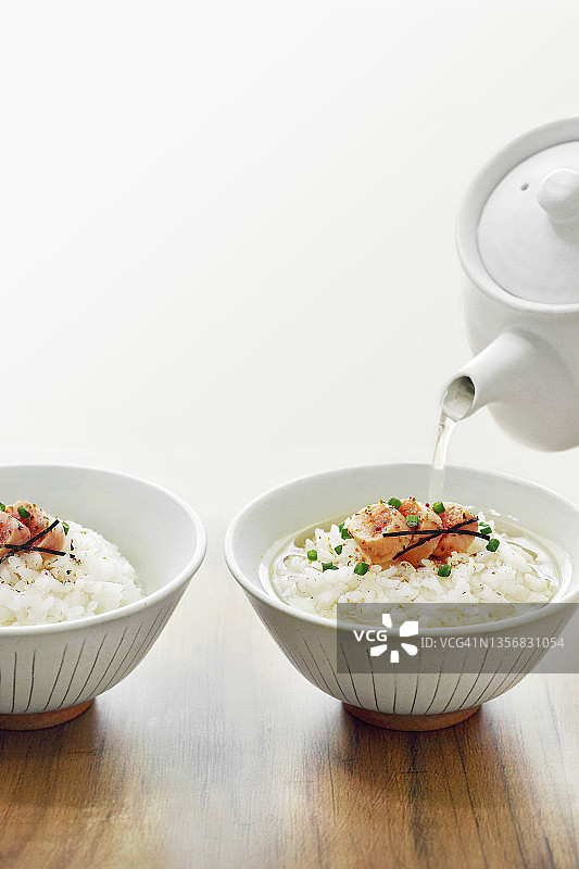 鳕鱼子茶泡饭图片素材