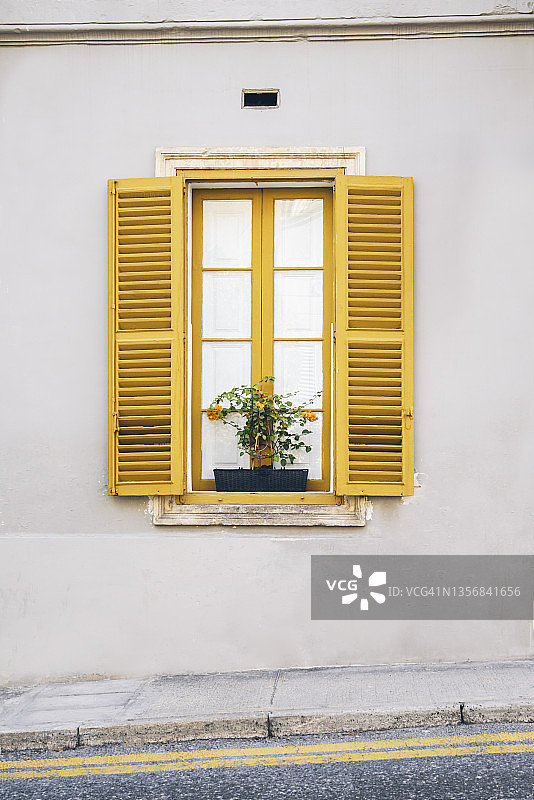 一家小型商业店铺的正面图片素材