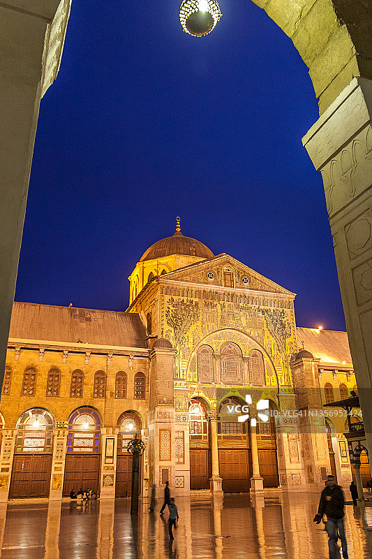 夜幕下的倭马亚清真寺（大马士革大清真寺）图片素材