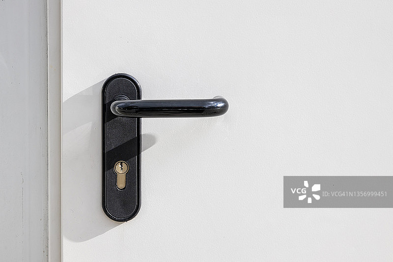 白色门和门把手图片素材