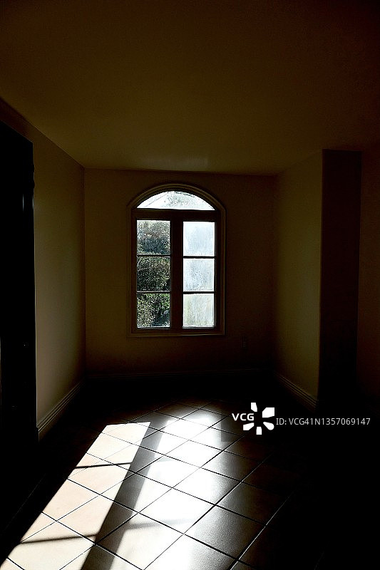 窗户和阴影图片素材