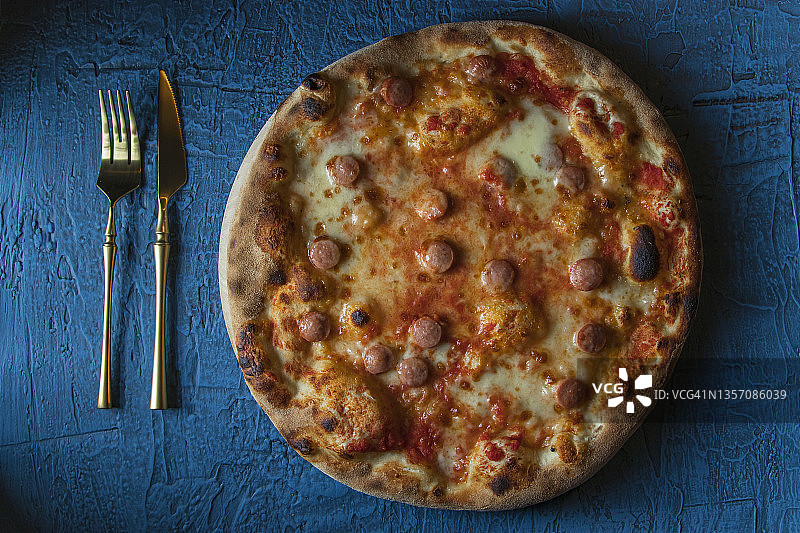 德式香肠披萨图片素材