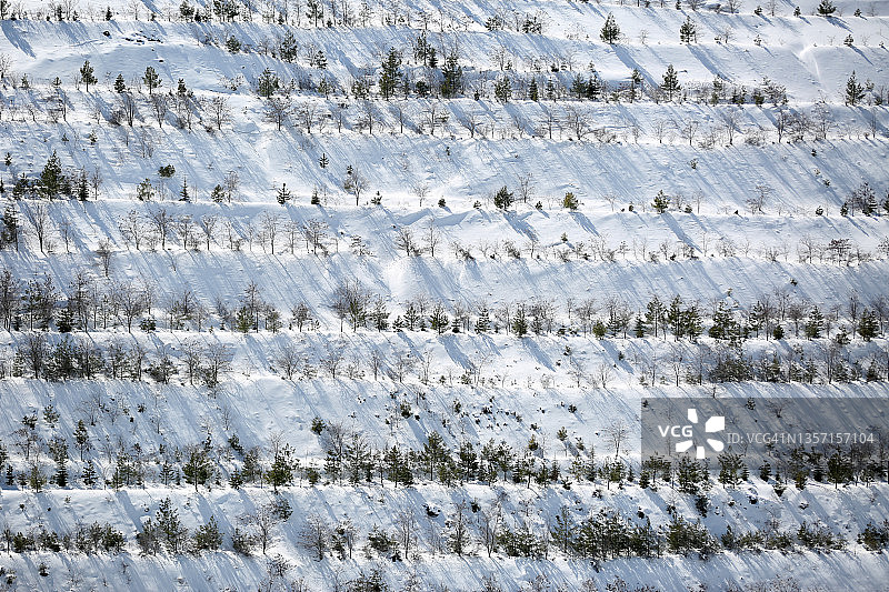 冬季雪山风光图片素材