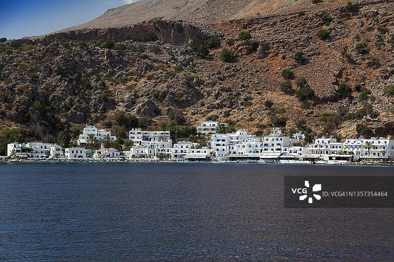 希腊克里特岛南部卢特罗海滨村庄图片素材