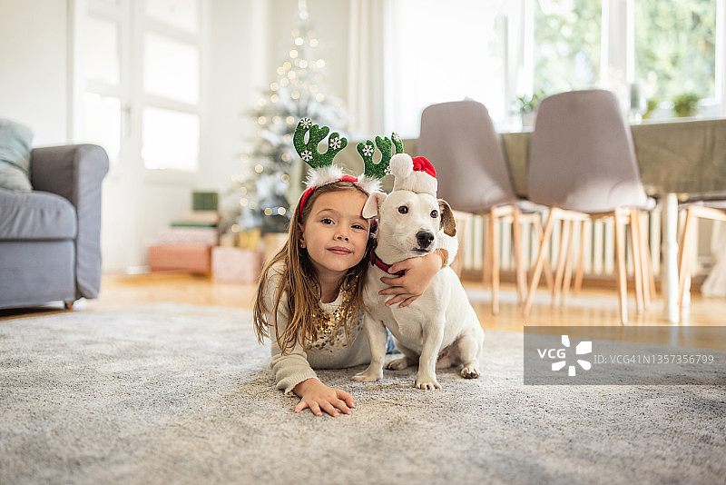 他们准备好过圣诞节了图片素材