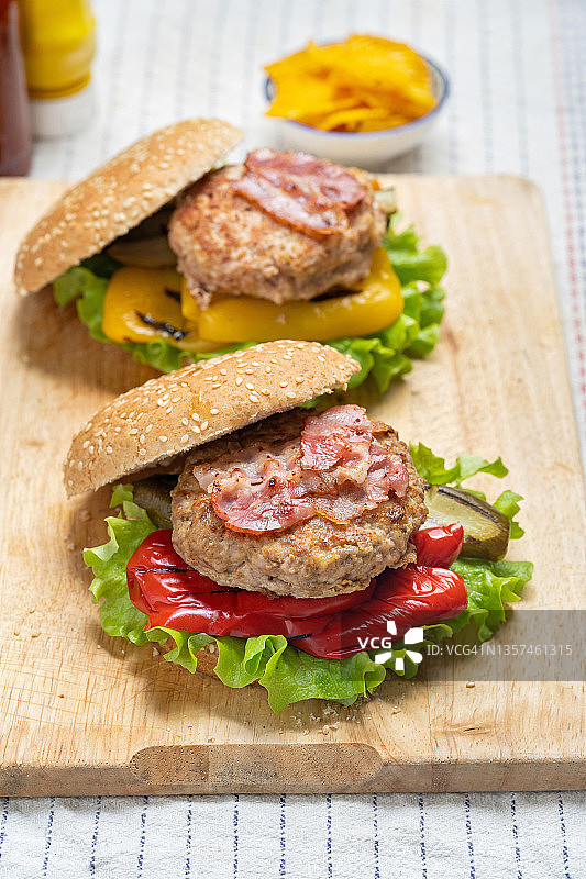 蔬菜自制汉堡图片素材