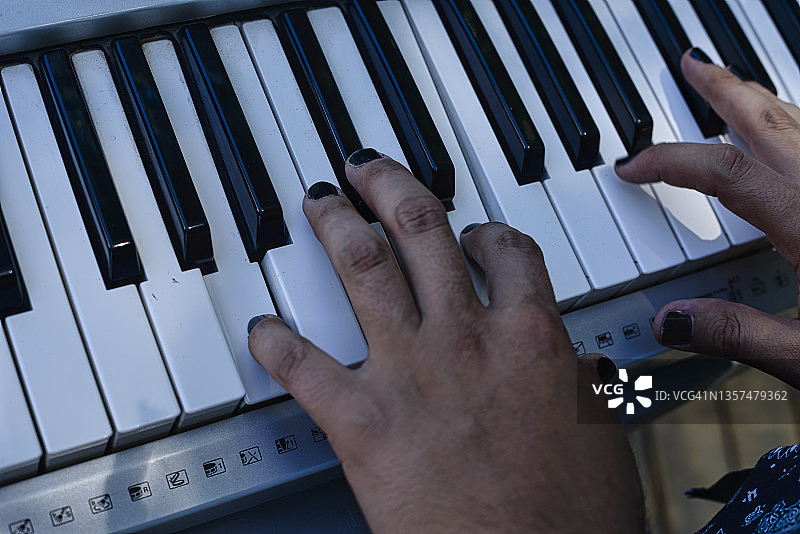 键盘手图片素材