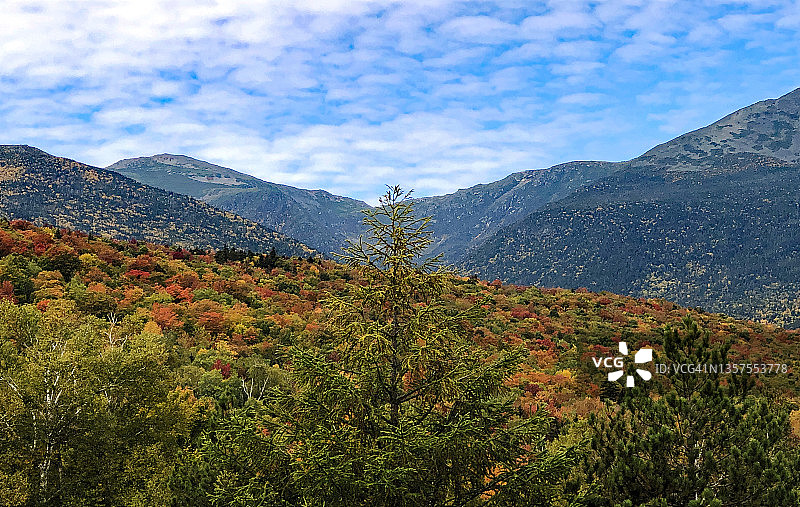 美国东北部最高峰华盛顿山在秋季图片素材