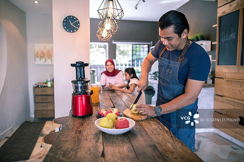 切水果榨汁图片素材