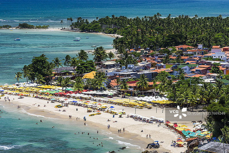 巴西巴伊亚州莫罗-圣保罗的热带海滩图片素材