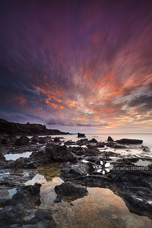 夏威夷拉奈岛红水箱海岸图片素材