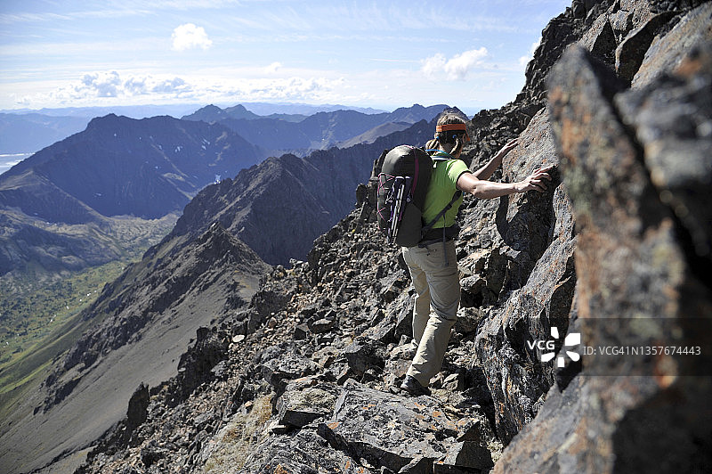 阿拉斯加楚加奇山脉背包旅行图片素材