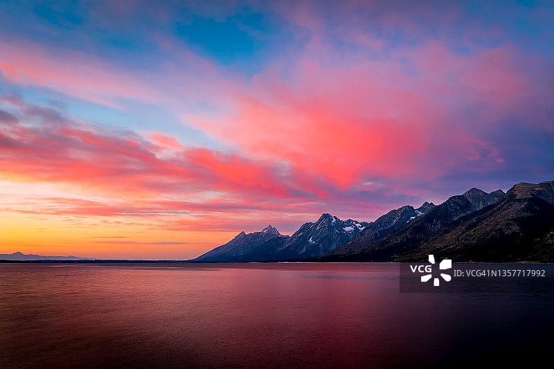 杰克逊湖日出图片素材