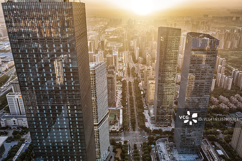 中国西安城市日落鸟瞰图片素材