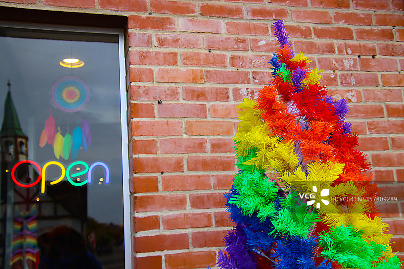 彩色圣诞树图片素材