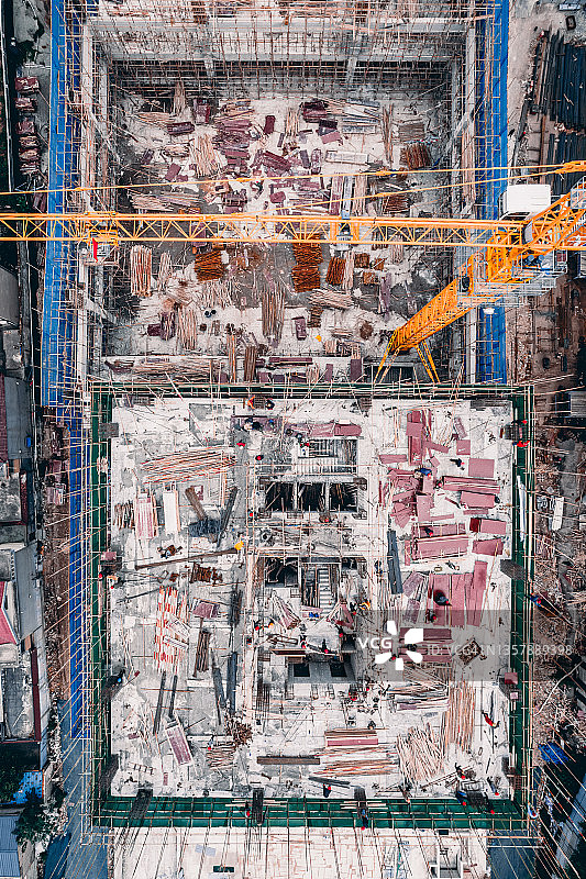 工人在建筑工地工作图片素材